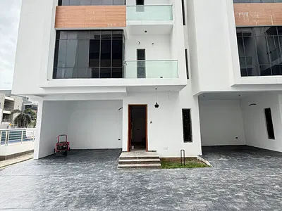 4 Bedroom Terrace Duplex with Boy's Quarters and Swimming Pool — Lekki, Lagos