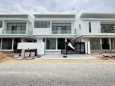 4 Bedroom Detached Duplex with Boy's Quarters — Lekki, Lagos