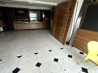 Beautiful Ground Floor Shop — Admiralty Way Lekki Phase 1, Lekki Phase 1, Lekki, Lagos