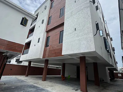 Spacious 3 Bedroom Penthouse — Kunsela Road, Brownstone Estate, Ikate Elegushi, Lekki, Lagos