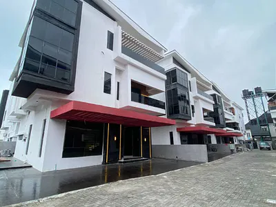Refined 5 Bedroom Fully Detached Duplex with BQ, Swimming Pool — Ologolo, Lekki, Lagos