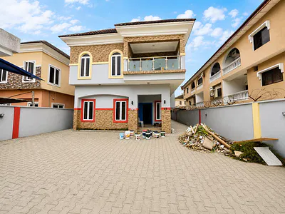Very Spacious&clean 5 Bedroom Fully Detached House Self Compound +BQ — Lekki Phase 1, Lekki Phase 1, Lekki, Lagos