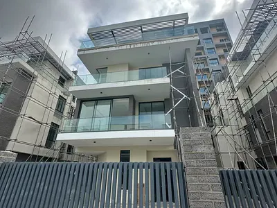6 Bedroom Fully Detached Duplex +2 BQS, Elevator, Gym, Laundry, Pool — Ikoyi, Lagos