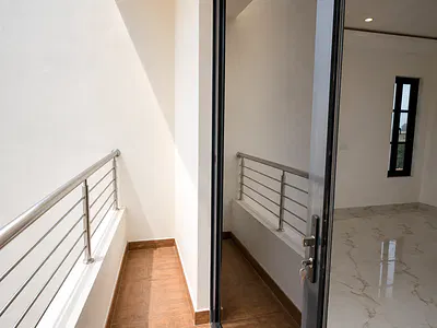 Luxury 3 Bedroom Apartment with BQ (8TH Floor) — Lekki Phase 1, Lekki, Lagos