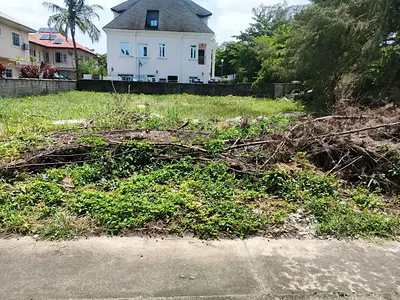 Cornerpiece Land of Approximately 530SQM — Pinnock Beach Estate, Osapa, Lekki, Lagos