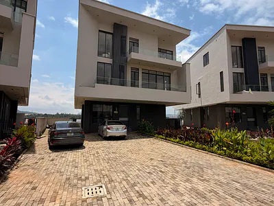 Luxury & Contemporary 5-Bedroom Fully Detached Duplex with BQ — Jabi, Abuja