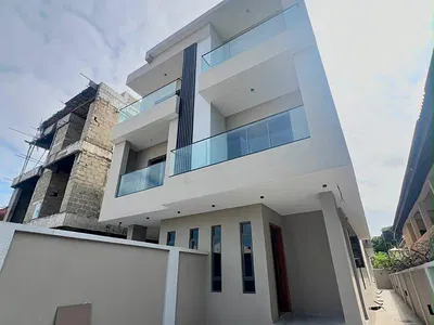 Prime 5 Bedroom Semi-Detached House with BQ — Lekki, Lagos