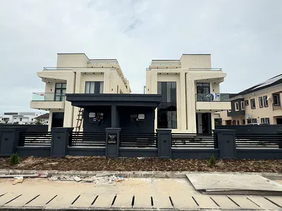 Luxury 5 Bedroom Fully Detached Duplex with Pool — Royal Garden, Ajah, Lagos
