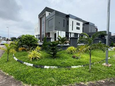 5 Bedroom Detached Duplex with Swimming Pool, BQ — Ajah, Lagos