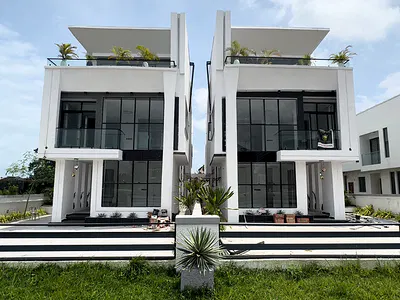 Contemporary 5 Bedroom Fully Detached Duplex + BQ, Pool — Ajah, Lagos