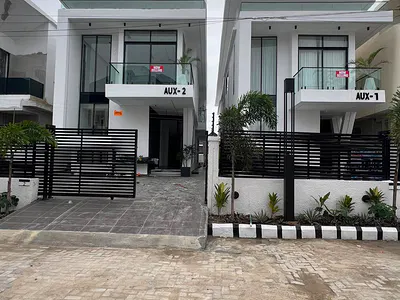 Contemporary 5 Bedroom Detached Duplex — Orchid, Lekki, Lagos
