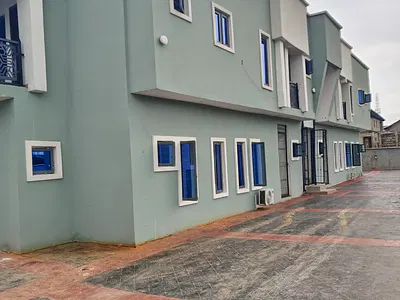 Luxury Mini Flat (Room and Parlor) Upstairs with 2 Toilets — Opposite Beechwood Estate, Imalete Alafia, Ibeju Lekki, Lagos