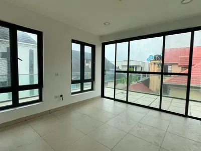 Luxury 2-Bedroom Apartment with Ample Parking Space — Lekki, Lagos