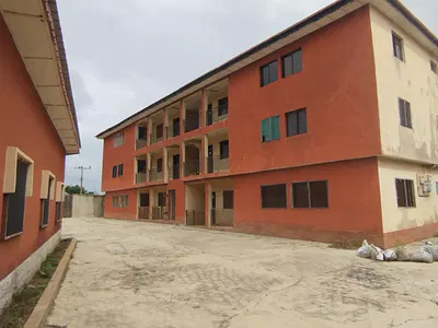Mini Estate Comprising 18 Units of 3 Bedroom Flats — Before Zenabab Resort Ilesha, Ilesa East, Osun