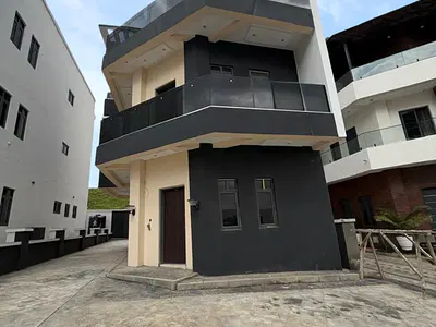 4 Bed Detached Duplex — Guzape District, Abuja