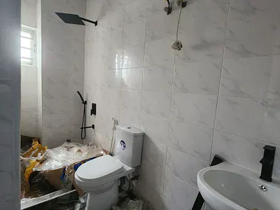 Office Space Available — Industrial Avenue, Sabo, Yaba, Lagos