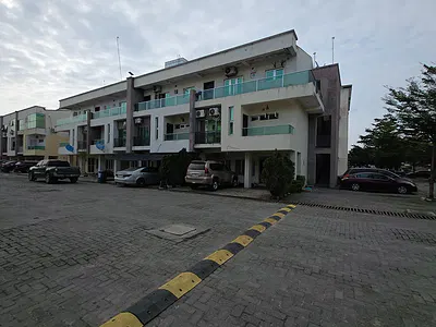 Nice & Elegant 4 Bedroom Terrace Duplex — Lekki, Lagos