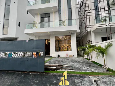 5 Bed Fully Detached Home with BQ — Lekki, Lagos