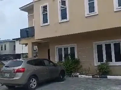 Distress 4 Bedroom Detached Duplex with a Study Room — Meridian Park Estate Lekki Garden 5, Ajah, Lagos