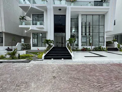 Direct - Massive 5 Bedroom Home — Osapa London, Lekki, Lagos