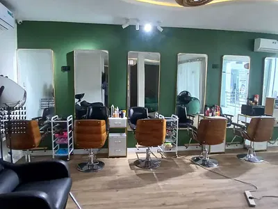 Commercial Property: Fully Equipped & Functioning Salon and Spa with Inverter & Solar — Ajah, Lagos
