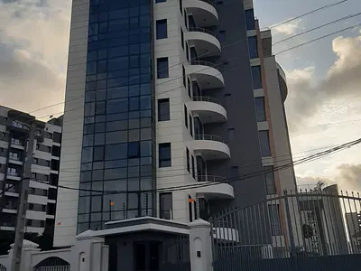 Luxury 3 Bedroom En-Suite Flat with 1 Room BQ — Ikoyi, Lagos