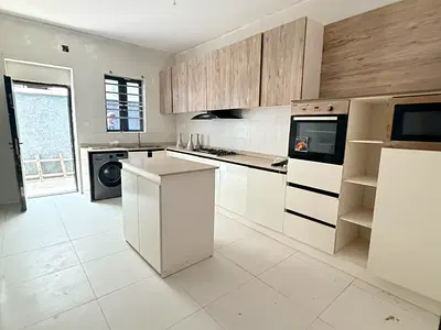 Single Room with Swimming Pool — Lekki, Lagos