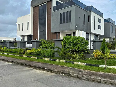 5 Bedroom Detached Duplex — Royal Gardens, Lekki, Lagos