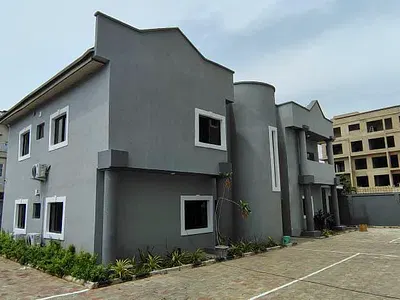 3 Bedroom Apartment with BQ and Swimming Pool — Lekki, Lagos