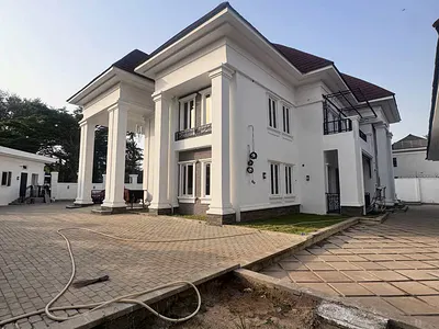 7 Bedrooms, 1500SQM with C of O and Ample Parking — Jabi, Abuja