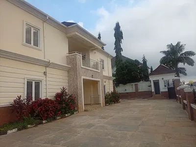 Well Built 5 Bedroom Fully Detached Duplex with 2 Rooms Self Contain — Asokoro District, Abuja