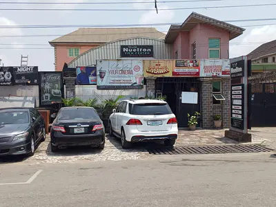 A 14 Rooms Classic Hotel with Open Bar, Vip Bar, Office and Car Park — Aguda, Surulere, Lagos