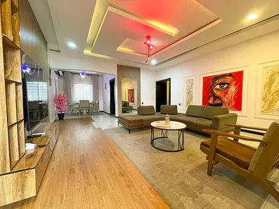Ellsialow Eleganza 2 Bedroom Apartment with Swim Pool, Snooker & PS5 — Alakahia, UNIPORT, Choba, Port Harcourt, Rivers