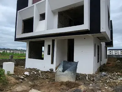 Newly/Well Design Semi-Finished Five Bedrooms Duplex, BQ (Carcass) — Cluster 3 River Park Estate Off Dr Nnamdi Azikiwe Int'i Airport Road, Lugbe District, Abuja