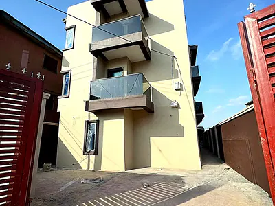 Lovely Built 2 Bedroom Apartment in Gated Neighborhood — Yaba, Lagos