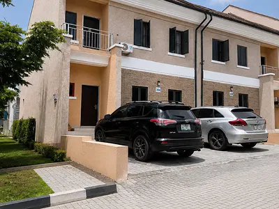 Exquisite 3 Bedroom Duplex+ BQ — Rockvale Manors Estate Gudu Apo, Gudu, Abuja