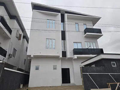 Serviced 2 Bedrooms Apartment Available — Lekki, Lagos