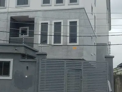 4 Bedroom Semi Detached Duplex — Maryland, Lagos
