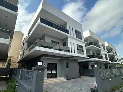 6 Bedrooms Fully Detached Duplex with Two BQ — Ikoyi, Lagos