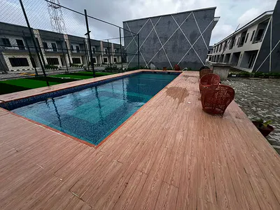 Serviced 2 Bedroom Duplex with BQ, Gym, Pool, Tennis Court, 247 Power E — Ajah, Lagos