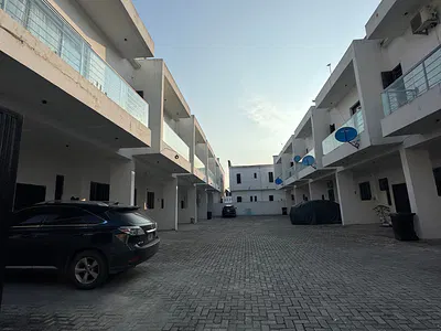 Distress Brand New 4 Bedroom Duplex Terrace All Rooms Is Spacious — Lekki, Lagos
