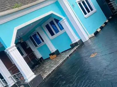 Self Compound 4 Bedroom Bungalow with Modern Facilities with 2 Sitting Rooms — Idi-Ishin, Off Akala Express, Ibadan, Oyo