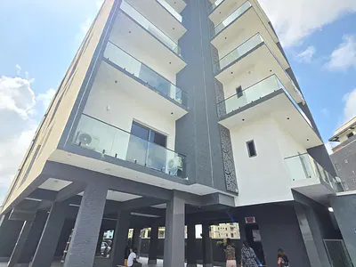 Furnished 3 Bedroom Flat with Swimming Pool/Elevator/Gym — Lekki, Lagos