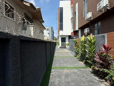 Executive 5 Bedrooms Duplex — Lekki, Lagos