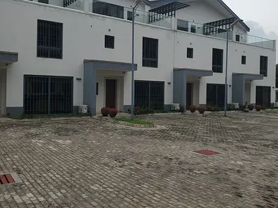 Tastefully Built Serviced 3 Bedroom Terrace Duplex — Asokoro District, Abuja