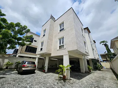 Luxury 3 Bedroom Apartment — Admiralty, Lekki Phase 1, Lekki, Lagos