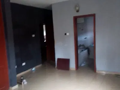Masters Bedroom Inside a Shared Apartment (Video) — Thomas Estate Proper, Ajah, Lagos