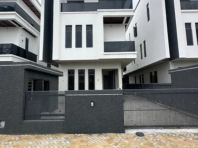 Contemporary 5 Bedroom Duplex with BQ — Victoria Island (VI), Lagos