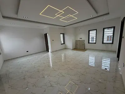 Serviced 3 Bedroom Flat, with Gen — Guzape Main (Tarred Rd (, Guzape District, Abuja