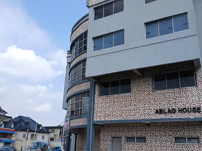 Commercial Building on 3 Floors — Anthony, Maryland, Lagos
